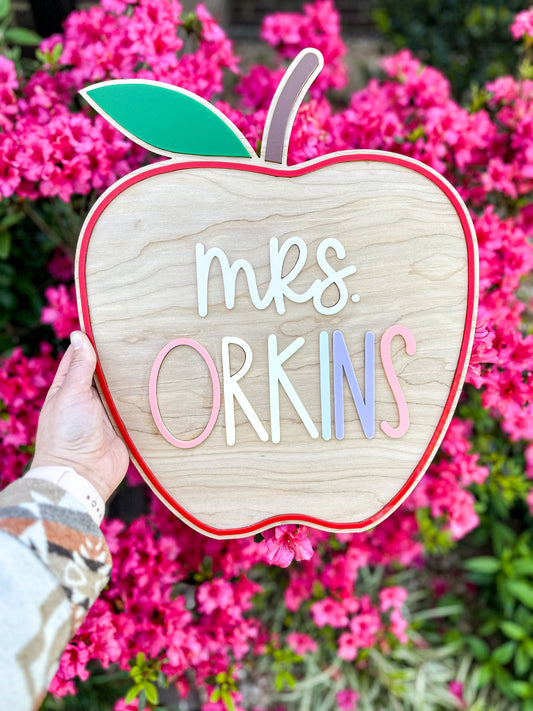 Teacher Apple Name Sign